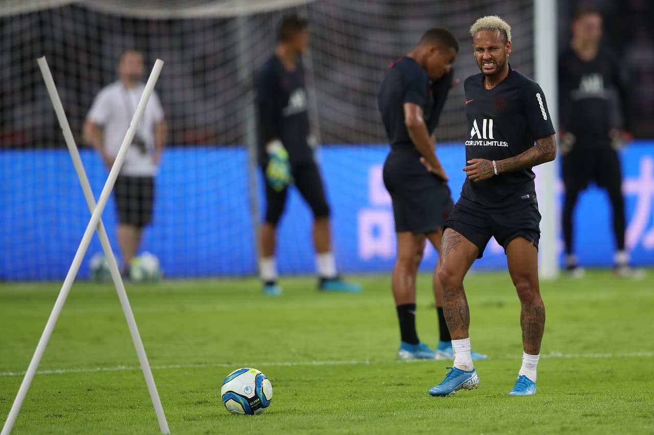 PSG pide al menos 200 millones de euros por Neymar