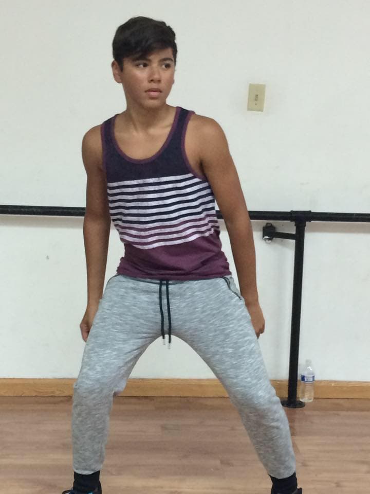 Una de sus pasiones es bailar y ahora ha decidido fusionarlo con la música.