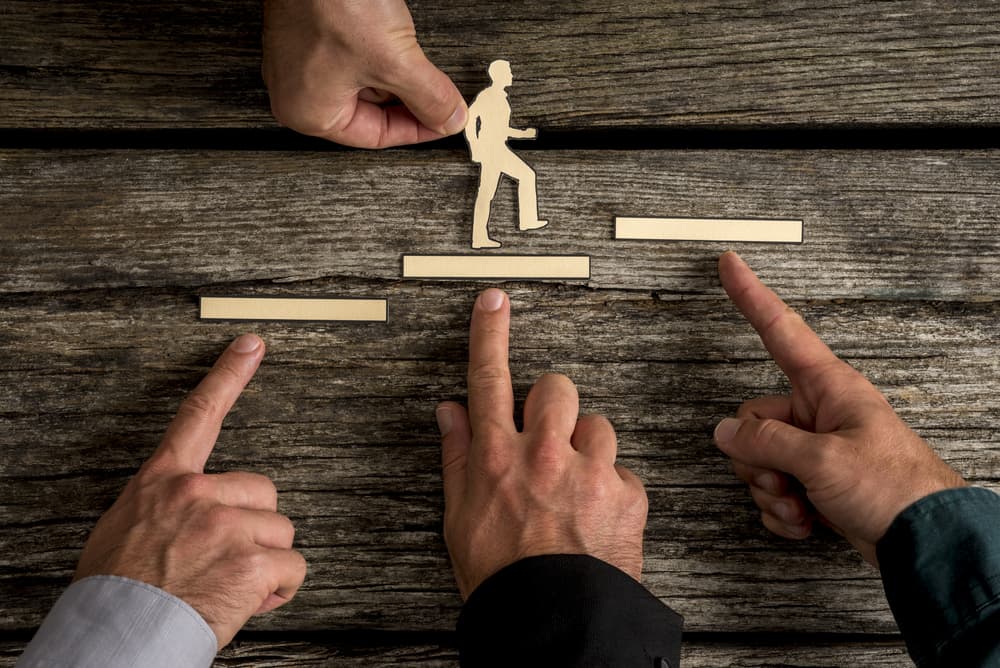 <h3 class="cms-H3-H3">Leo </h3>
<br>Las circunstancias te orillan a que termines lo que hasta ahora no habías terminado.
<br>