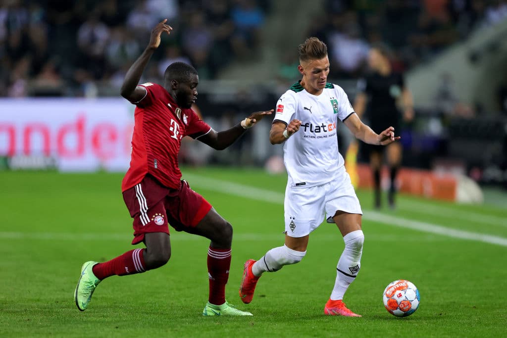 Robert Lewandowski tuvo que aparecer al minuto 42 para empatar el partido y sumar el primer punto de la temporada.