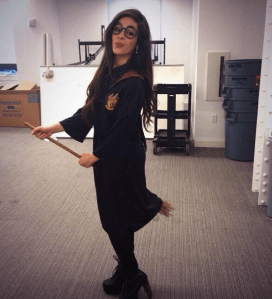 Es fan de ‘Harry Potter’ y de todas la películas de Disney. Le encanta ‘Peter Pan’.