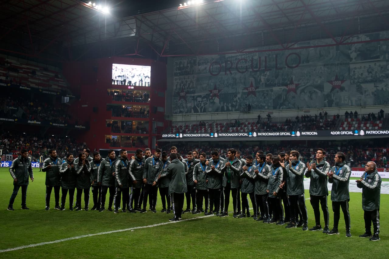 Tras la gran actuación que tuvieron en la Copa Mundial Sub-17 en Brasil, los jugadores recibieron un emotivo homenaje.