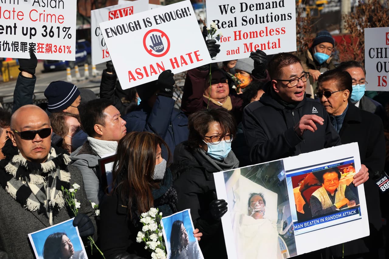 Familiares de víctimas de estas agresiones también levantaron la voz en esta protesta realizada en el Parque Sara D. Roosevelt.