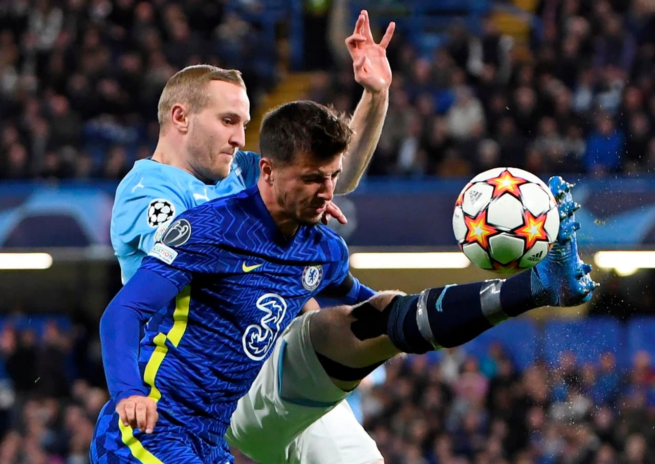 Chelsea, sin piedad, golea al Malmö 4-0 en Stamford Bridge, durante la Jornada 3 en la UEFA Champions League. Andreas Christensen abrió el marcador al minuto 4', seguido de un doblete por parte de Jorge Luis Frello, ambos como cobro de penaltis y el último de Kai Havertz al 48', quedando segundos del Grupo H.
