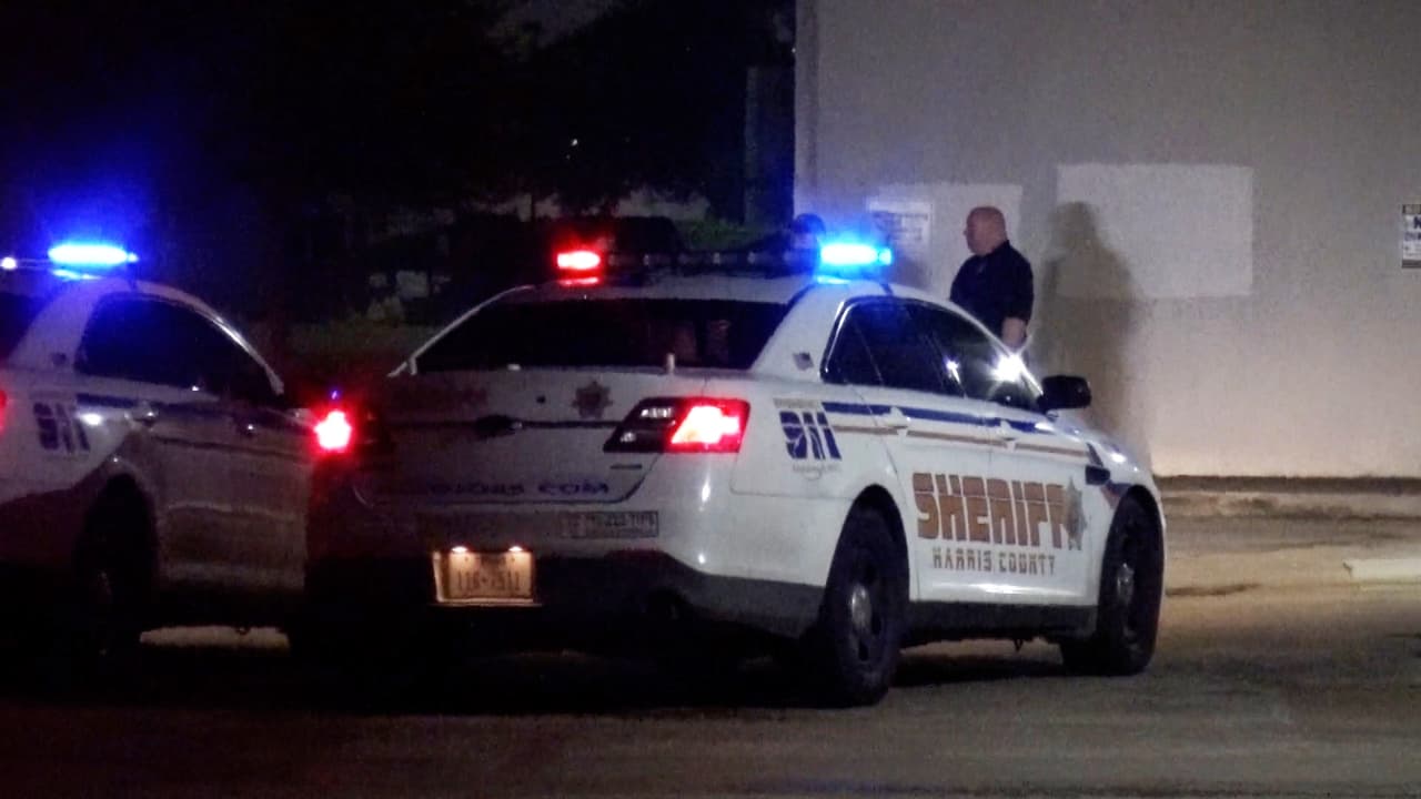 Hallan a un empleado de Wingstop muerto tras ser baleado en Katy, Texas