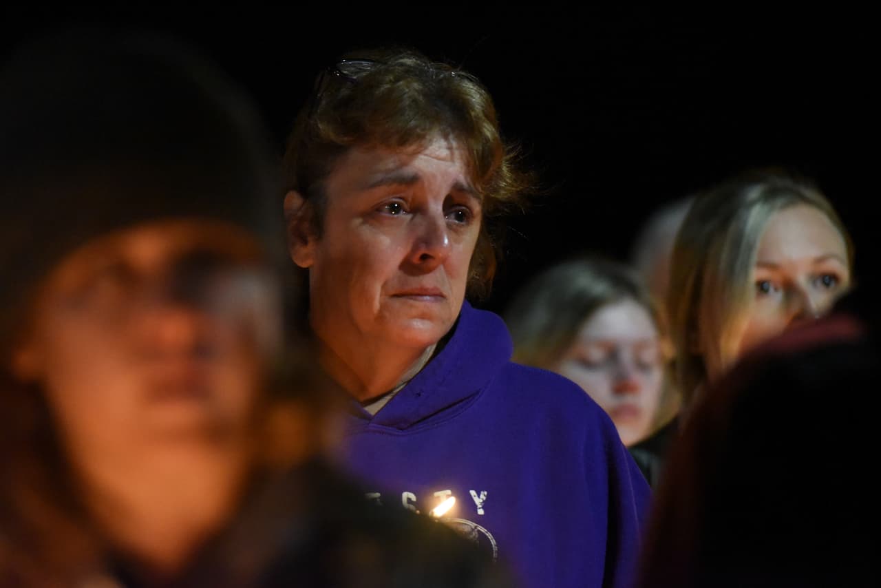 Niños pequeños se han quedado sin sus padres tras el accidente. Las autoridades lo consideran el más mortal ocurrido en el país en los últimos 10 años.