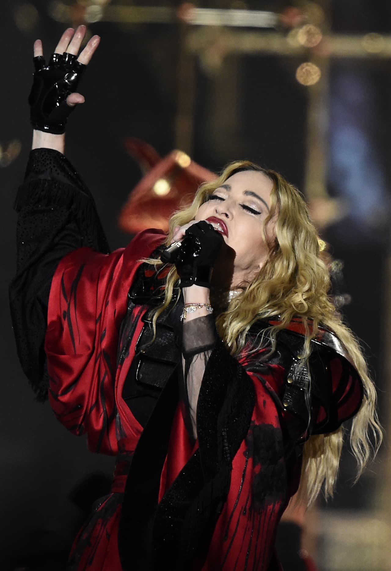 Con su nuevo espectáculo retoma ese drama que la caracterizó en los 90.