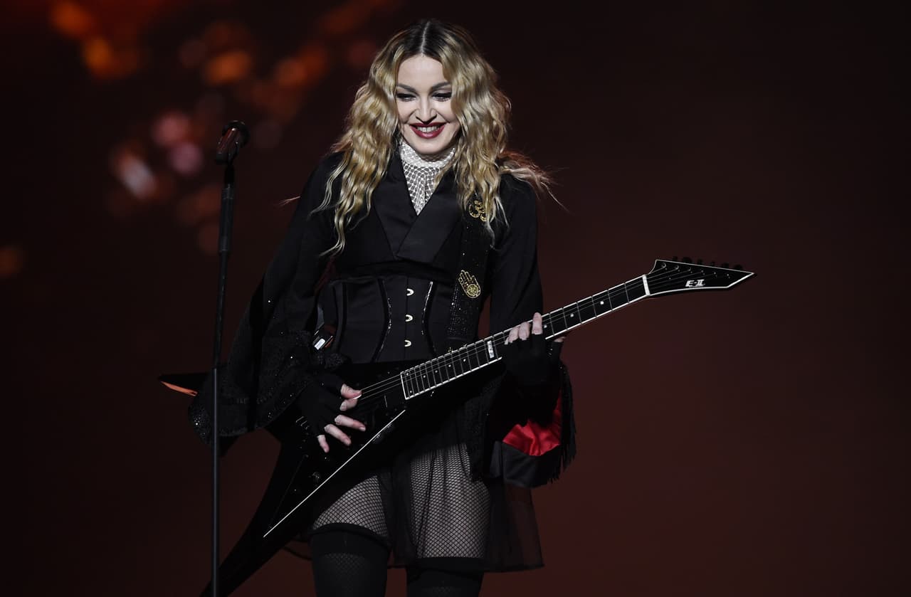 Y de paso no ha habido quien la tumbe de su reino.