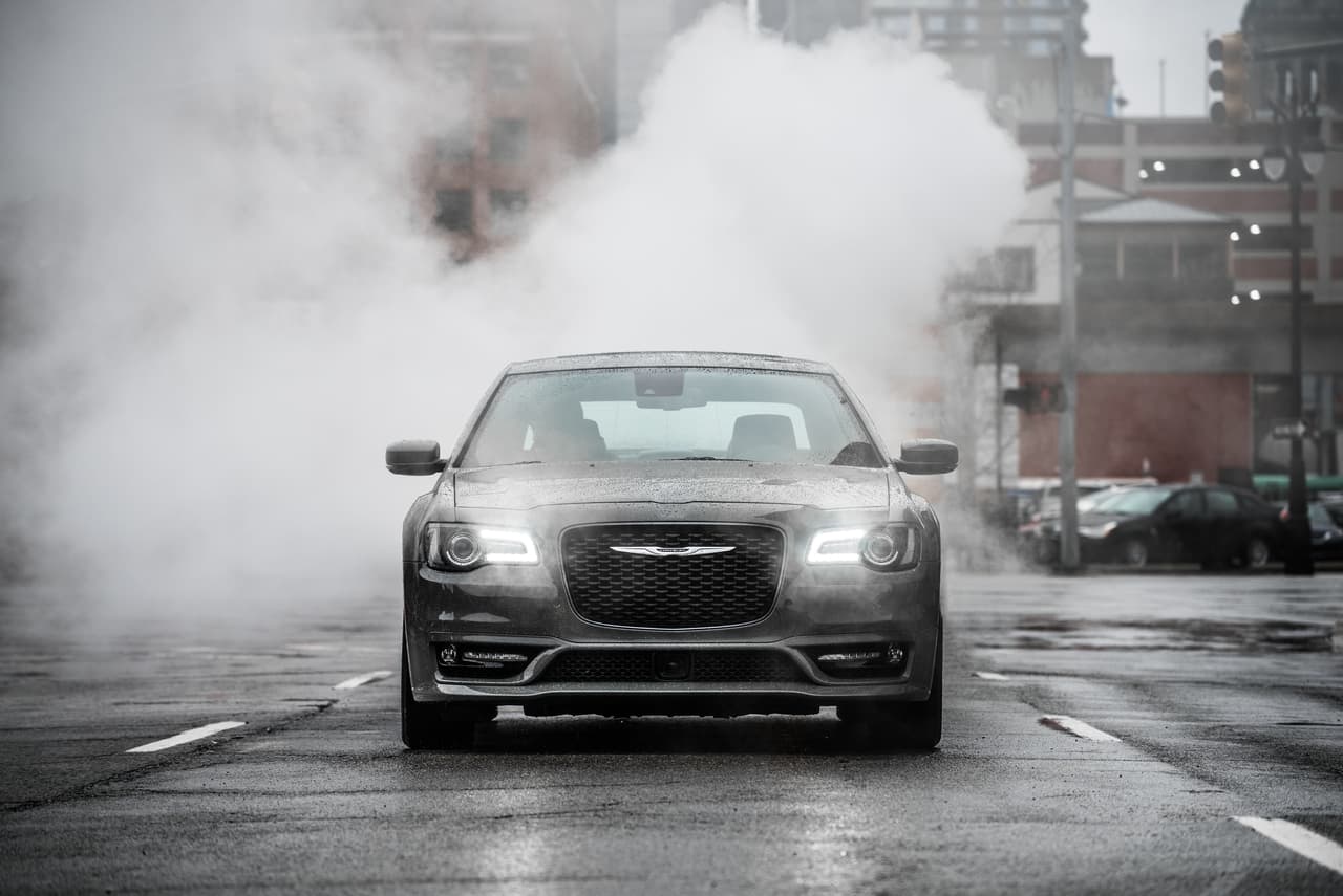 <b>Segmento:</b> Sedán
<br>
<b>Tamaño:</b> Grande
<br>
<b>Vehículo:</b> Chrysler 300
<br>
<b>% de inventario del 2019:</b> 50.9%