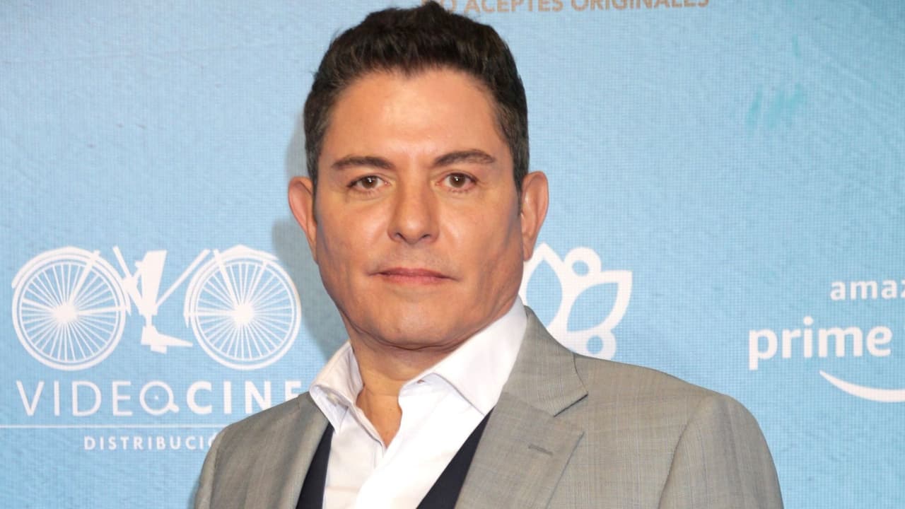 Ernesto Laguardia revela que fue hospitalizado de emergencia, ¿qué le pasó?