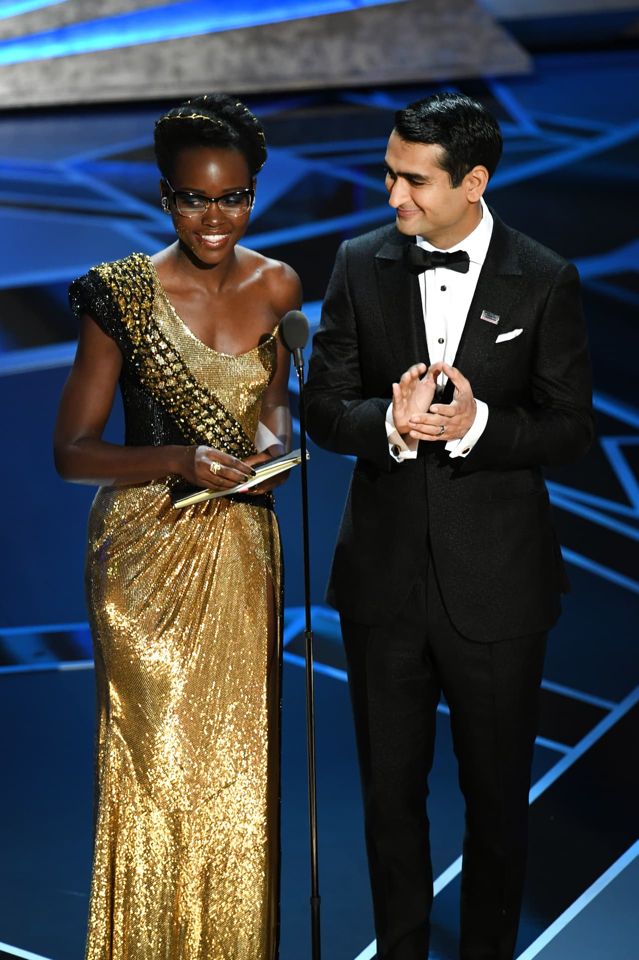 “Crecimos soñando con trabajar en las películas algún día. Los sueños son la base de Hollywood y América. A todos los ‘dreamers’ allá afuera, estamos con ustedes”.