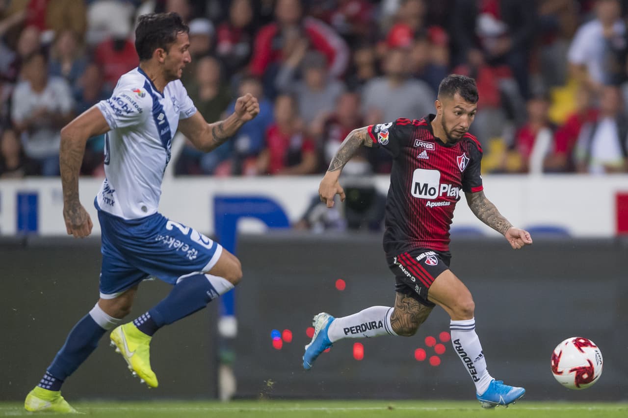Con solitario gol de Crsitian Menendez , Puebla consigue los tres puntos en su debut en el Clausura 2020.