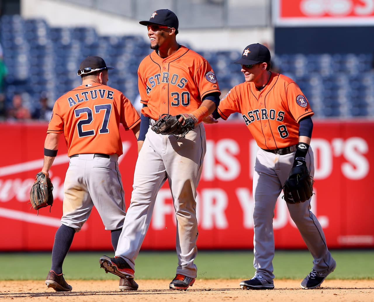 Astros embalados vencen a Yankees
