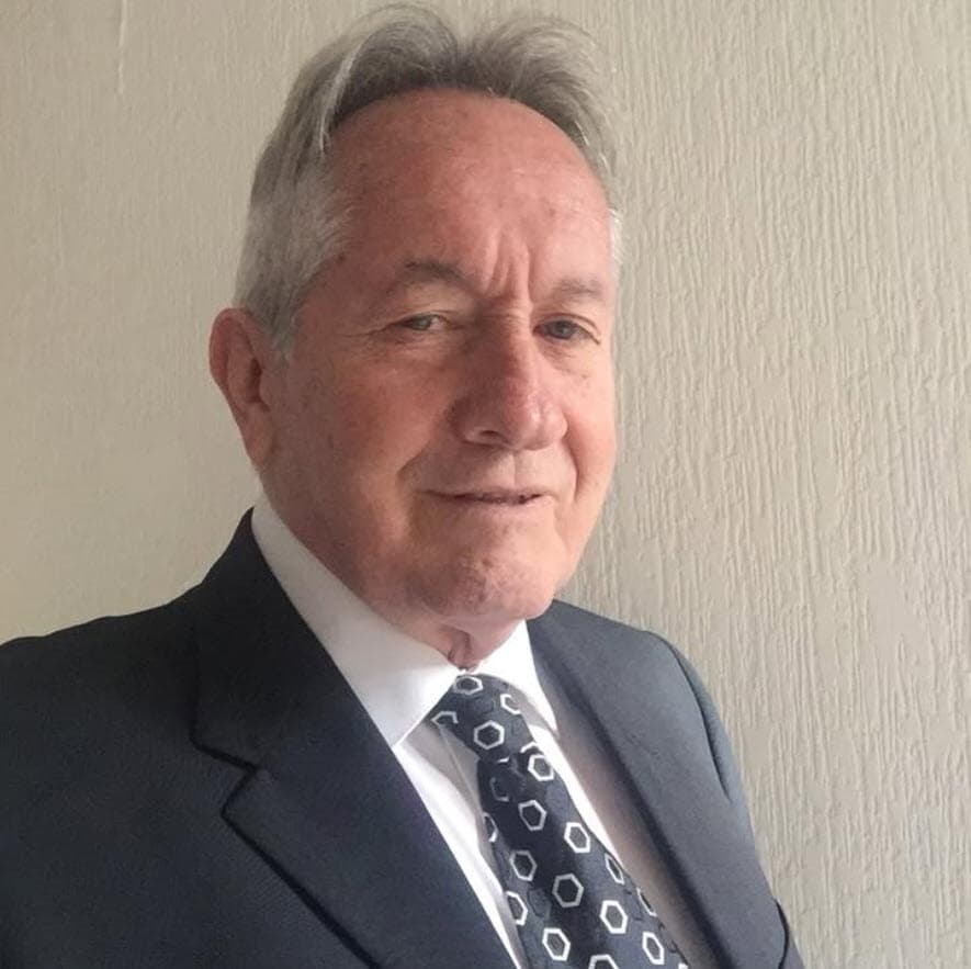 La madrugada del 22 de enero, el actor y director de cine
<b>José Ángel García</b>, falleció a los 62 años por
<b>complicaciones de la fibrosis pulmonar</b> que padecía.
<br>