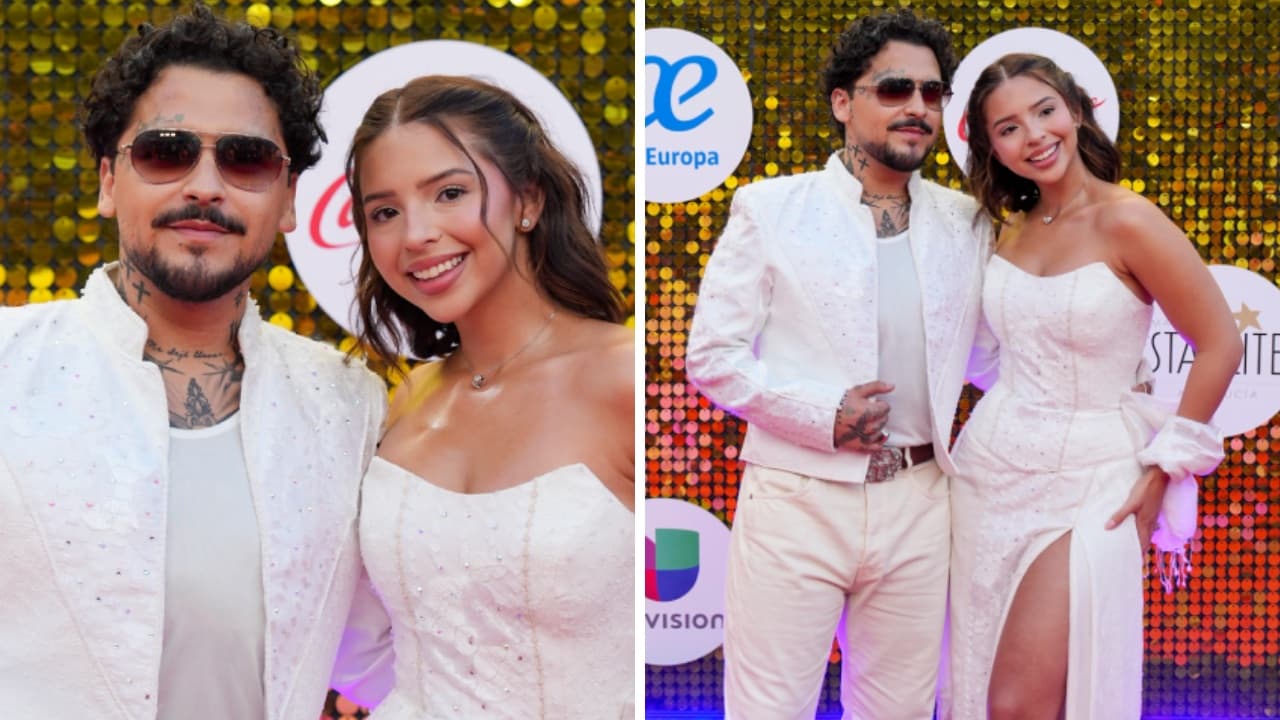 Ángela Aguilar y Nodal visten looks del mismo color para la alfombra roja de Premios Juventud 2026