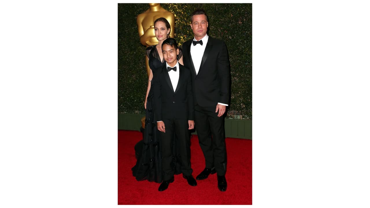 Maddox fue adoptado legalmente por Brad Pitt en 2006.