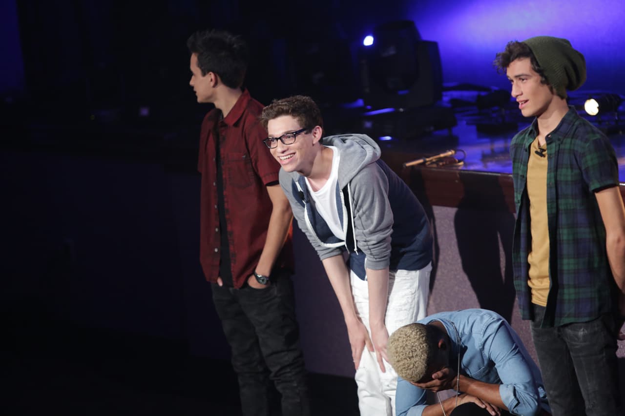 Kevin nos enamoró cuando Laura cantó con él en las audiciones de Miami Beach. Sin embargo, nadie se imaginó que se retiraría de la competencia.