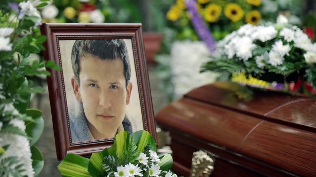 The casket was laid at one of the courtyards of the ranch, surrounded by dozens of white, yellow and red flowers and flanked by a photo of ‘El Pollo’.