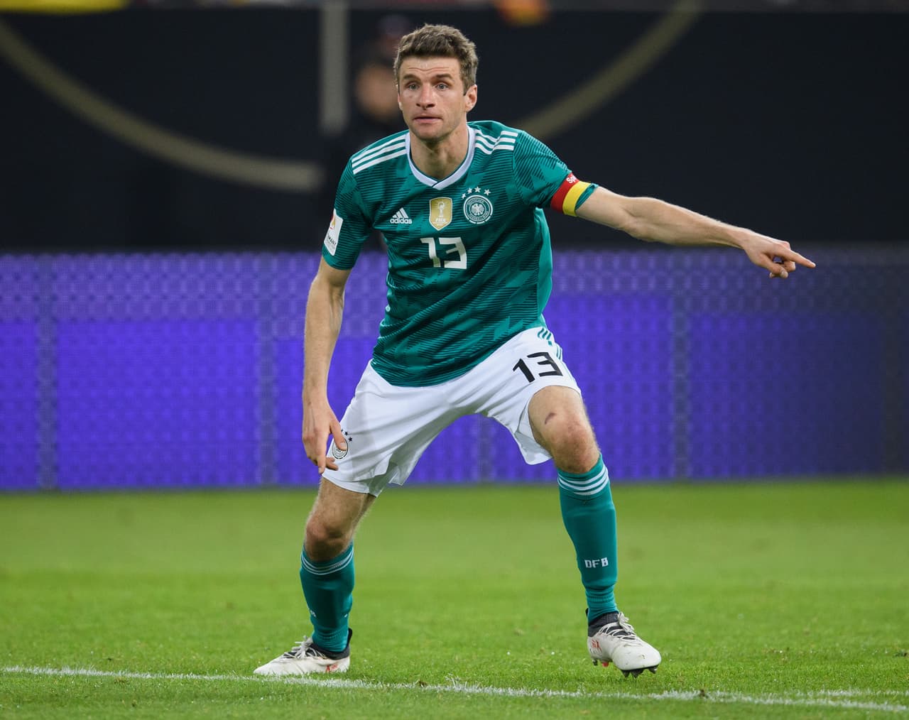 <b>Thomas Muller</b>:
<b>18.6 millones de dólares</b>. Es uno de los capitanes de la Selección de Alemania y juega con Bayern Múnich.