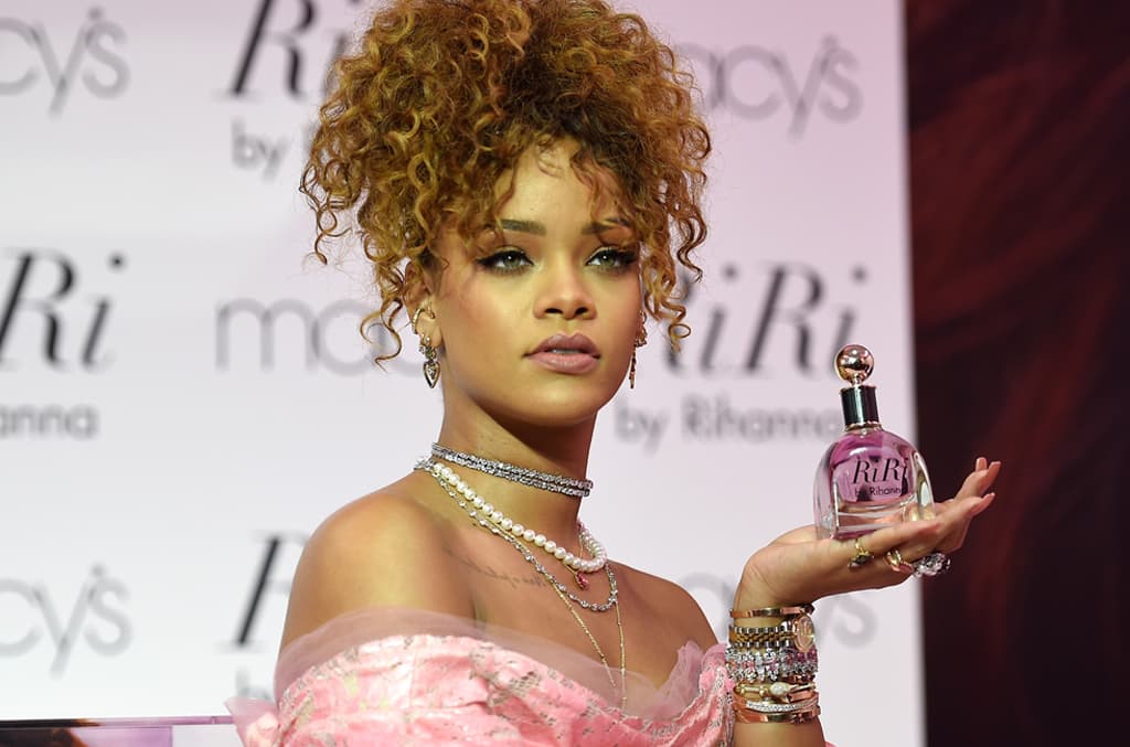 En octubre del 2015 durante la presentación de su perfume Riri.