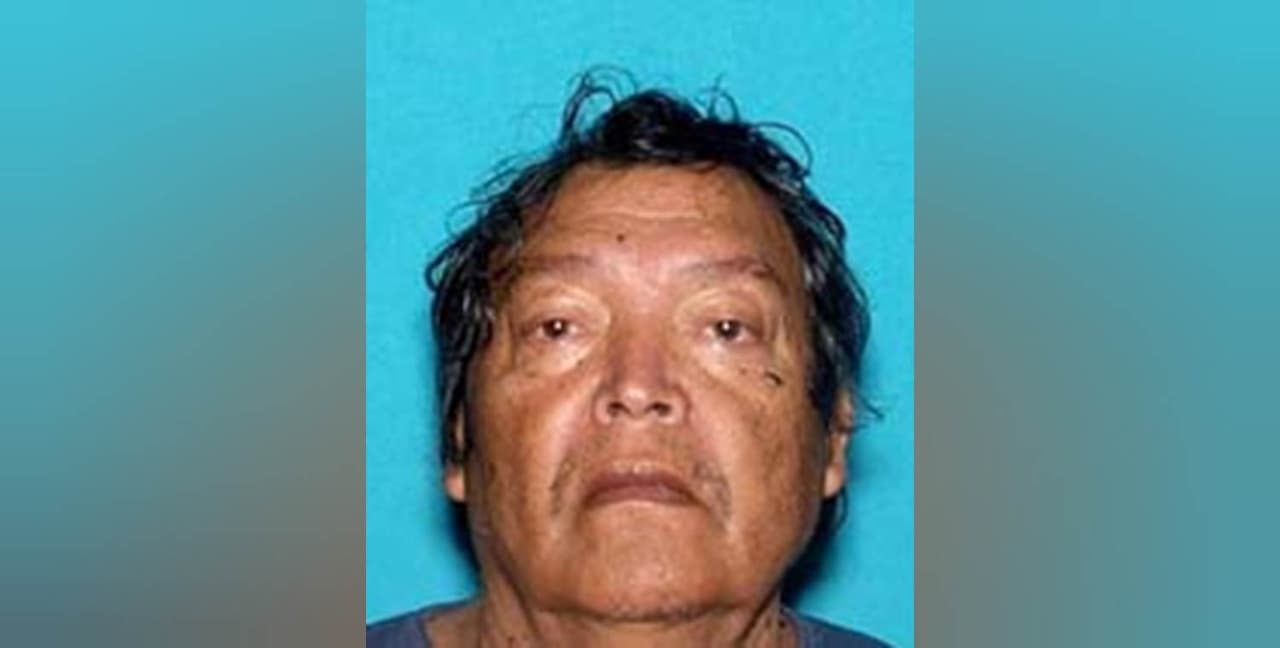 Buscan a este hispano de 74 años que padece demencia y está desaparecido desde el lunes