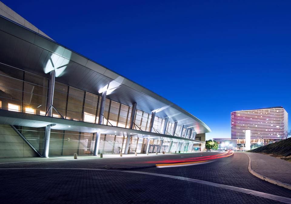 Abrirán mega albergue en Dallas para los damnificados de Harvey