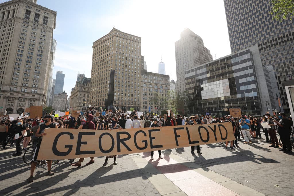 Protestas en la ciudad de Nueva York durante el viernes por la muerte de George Floyd.