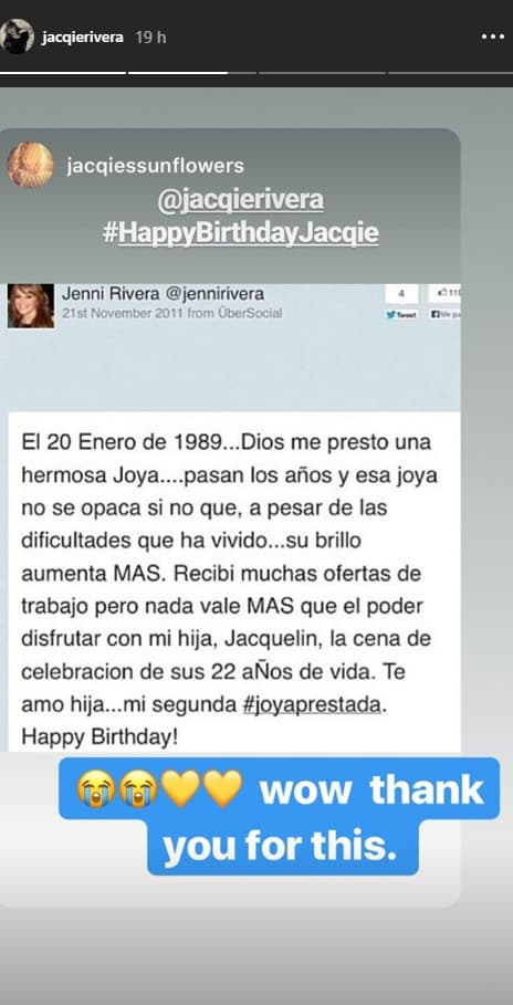 Ese texto lo escribió la 'diva de la banda' el 21 de noviembre de 2011, un año antes de su fallecimiento. Jacqie agradeció el detalle con el siguiente texto: "¡Wow! Gracias por esto".