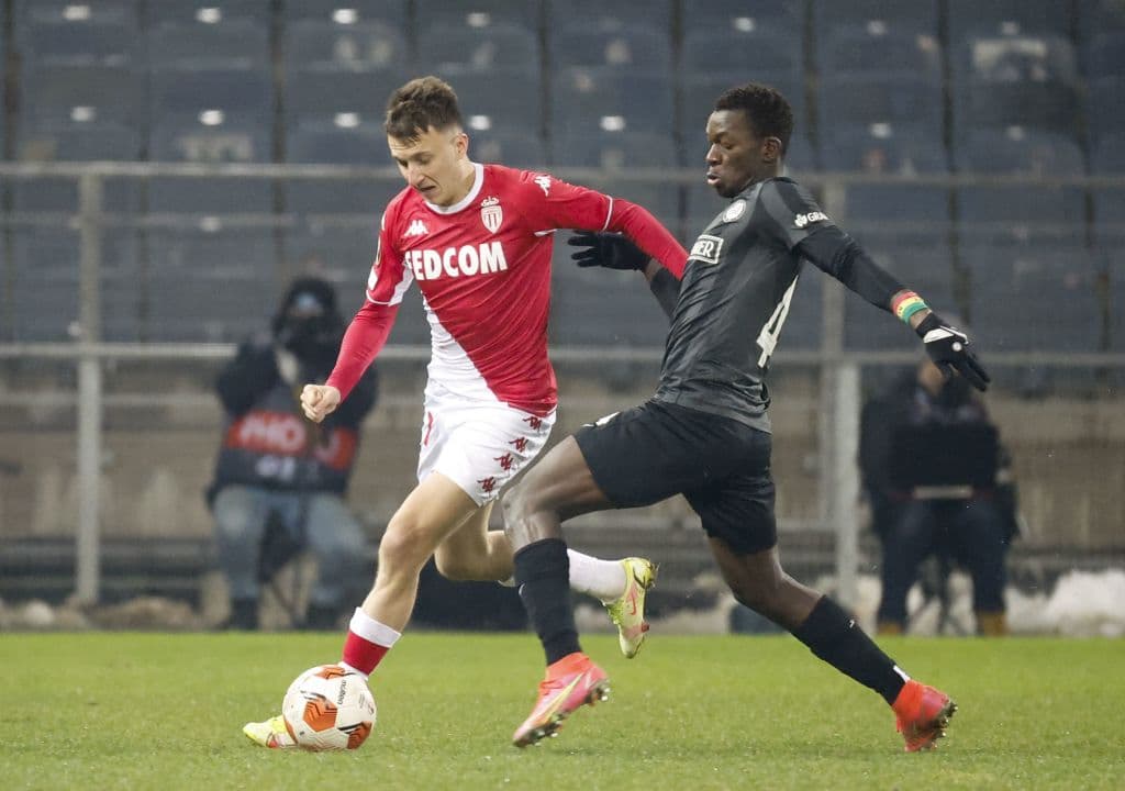 El Sturm Graz y el Monaco repartieron puntos con marcador de 1-1 durante la última Jornada en la fase de grupos de la UEFA Europa League. Jakob Jantscher abrió el marcador con penalti, pero Kevin Holland se encargó de igualar el partido.