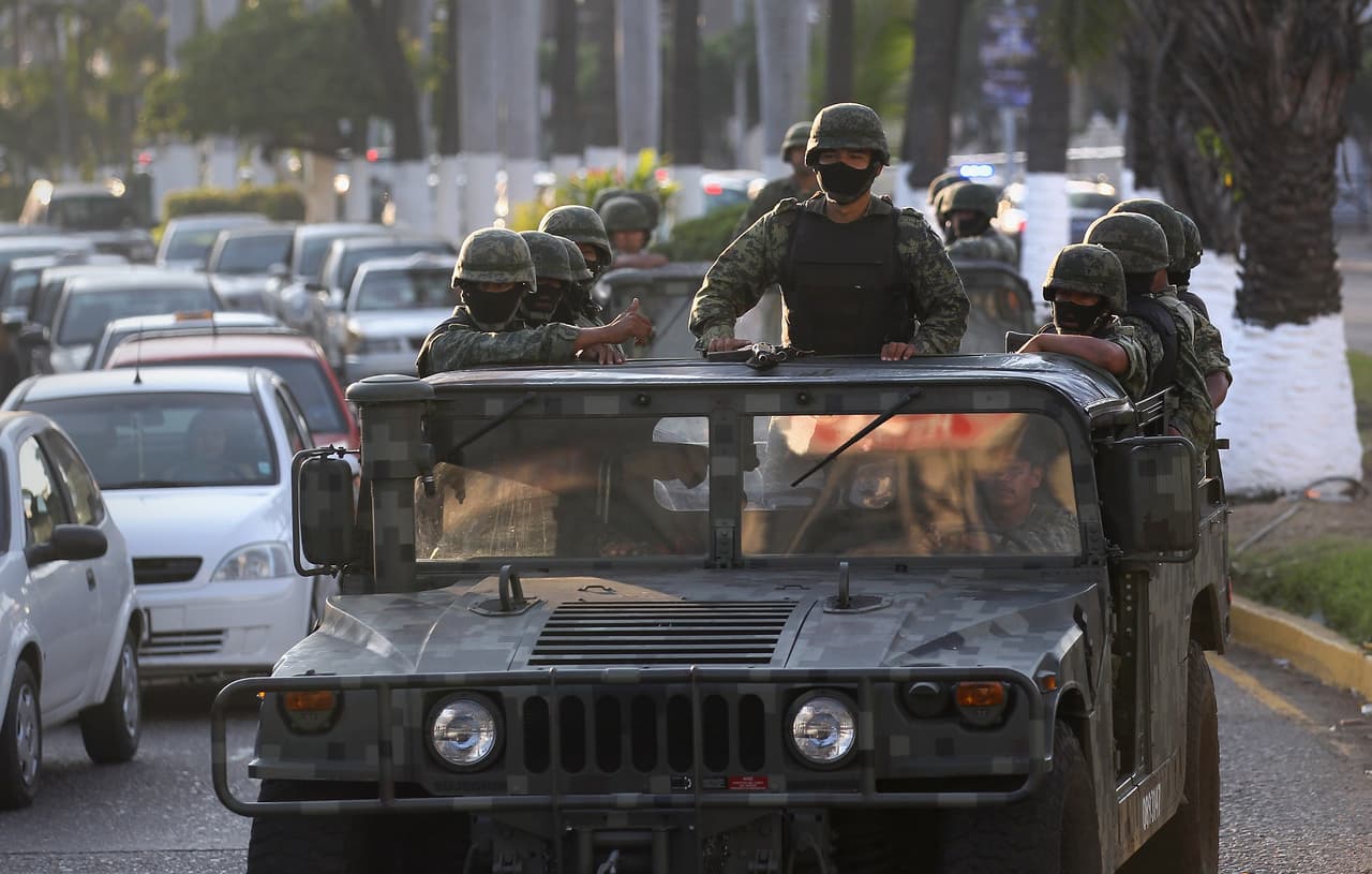La Marina asume el control de la seguridad en las turísticas playas de Acapulco