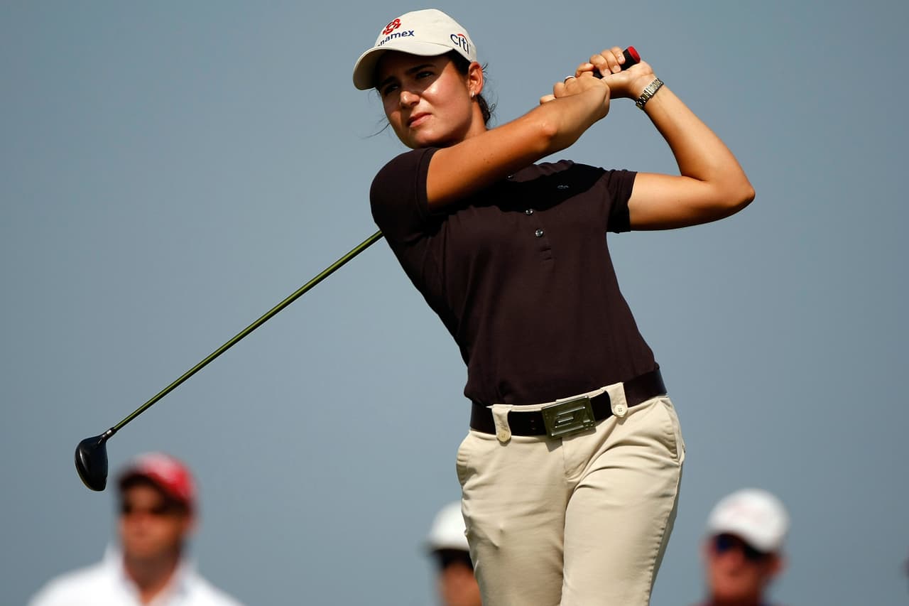 La mexicana Lorena Ochoa cursó su carrera universitaria en los Estados Unidos y desde entonces se abrió un camino en el golf mundial. Es considerada una de las mejores golfistas latinas de la historia.