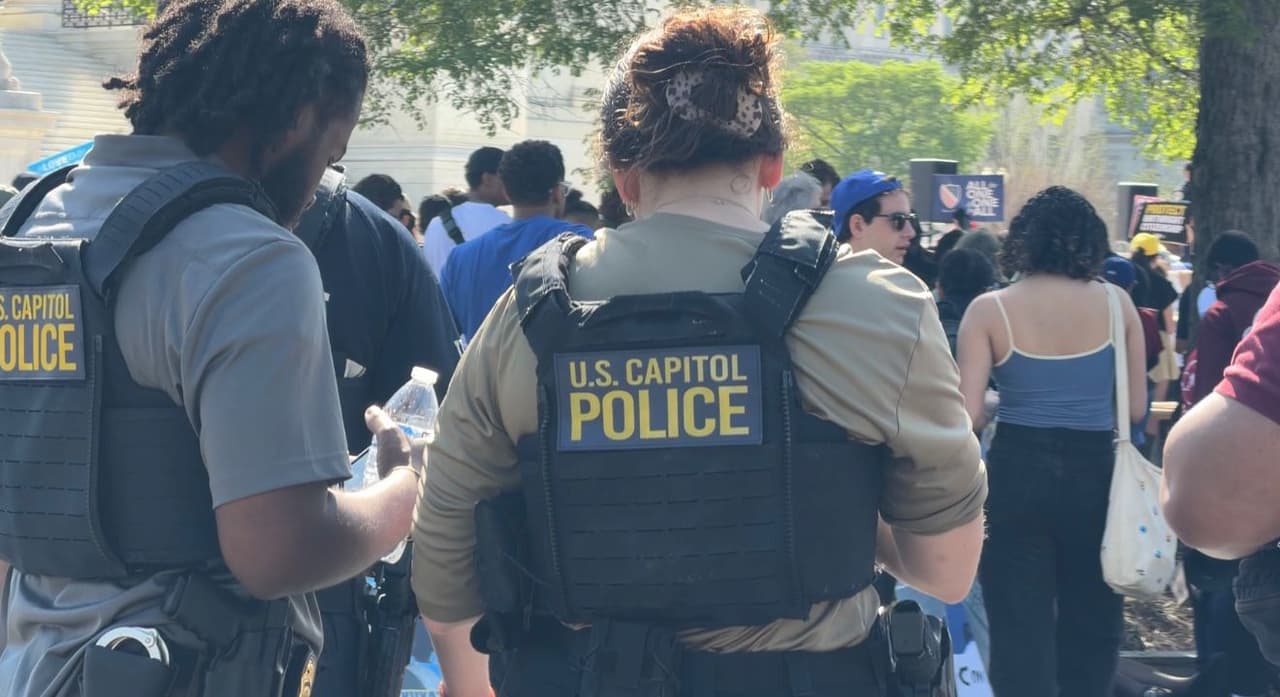 Se desarrolló de manera pacífica como ha ocurrido con otras manifestaciones realizadas recientemente en Washington DC. La Corte Suprema emitirá un fallo definitivo hacia finales de junio o principios de julio de 2026.