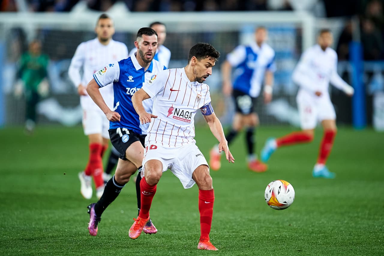Sevilla se atasca en Mendizorroza ante un Alavés que estuvo más cerca de llevarse los tres puntos ante el sublíder.