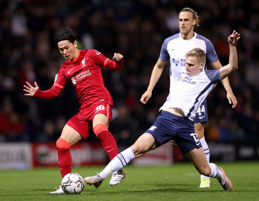 Liverpool derrota tranquilamente 2-0 a Preston, con anotaciones de Takumi Minamino (62') y de Divock Origi (84'), consiguiendo un lugar en Cuartos de Final de la Carabao Cup.
