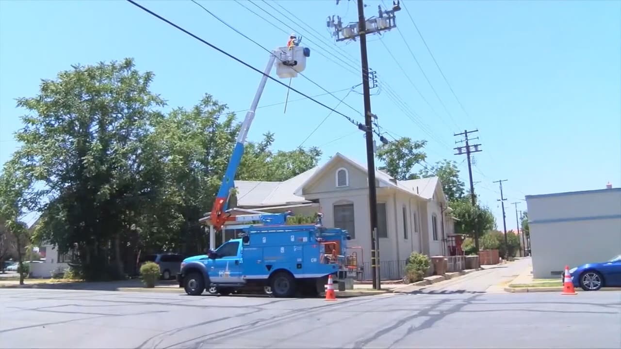 Ola de calor récord continúa en Los Ángeles: piden reducir el consumo de electricidad para evitar apagones