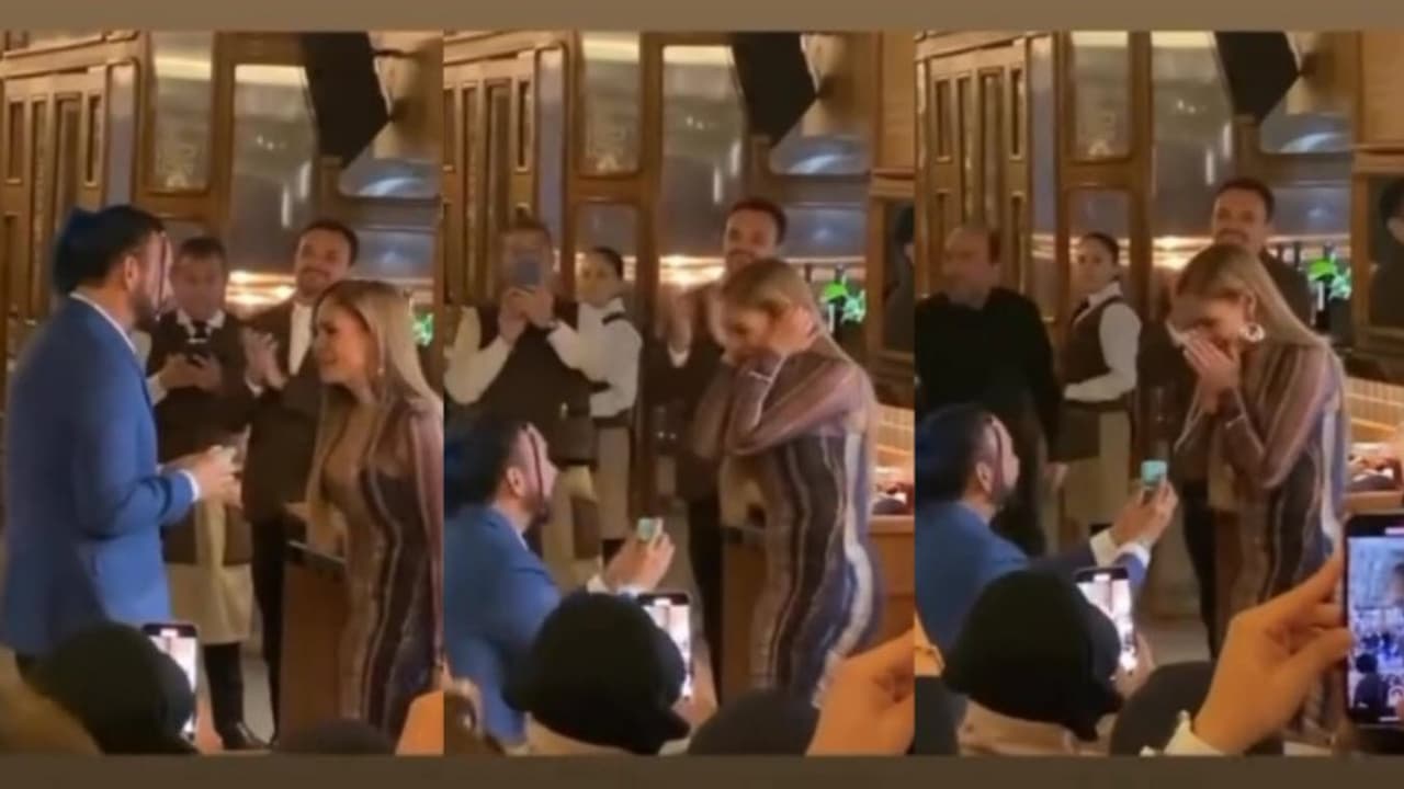 Alma Cero mostró cómo le propuso matrimonio su joven novio.