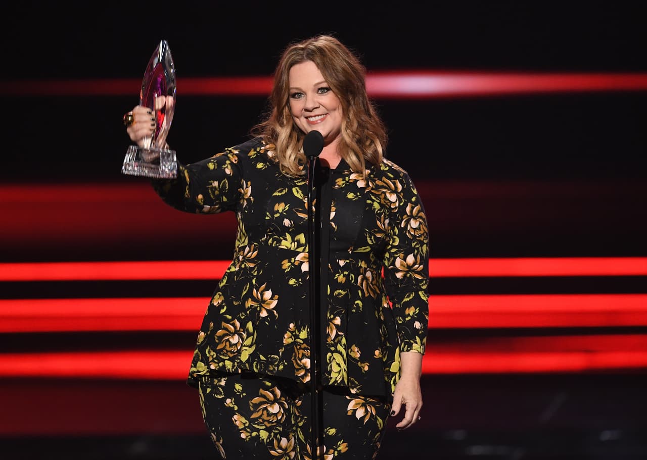 Melissa McCarthy se alzó con el premio a Actriz Favorita de Comedia en cine.