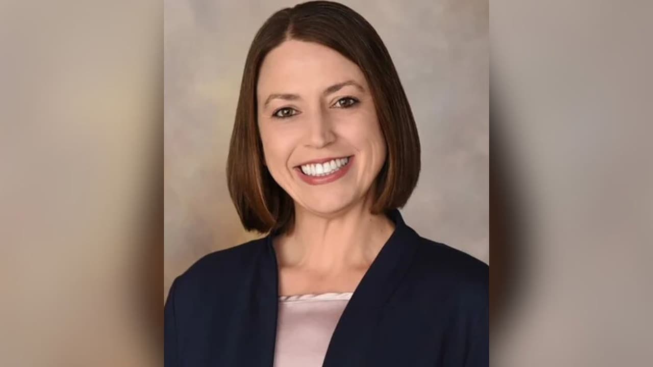 Jueza de California es acusada de homicidio vehicular tras atropellar a un ciclista hispano en el Valle Central