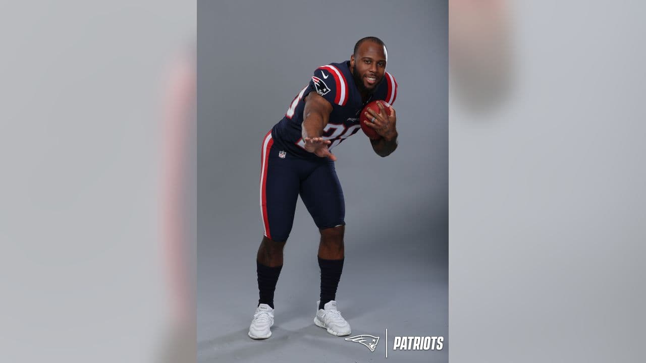 James White | Los protagonistas de una de las franquicias más ganadoras de la NFL presentaron el nuevo uniforme.