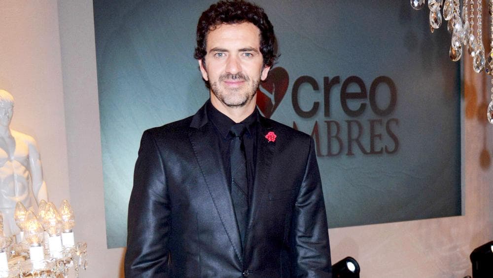 Los villanos de esta historia estuvieron a cargo de
<a href="http://www.univision.com/temas/flavio-medina"><b>Flavio Medina</b></a>
<b>, <a href="http://www.univision.com/temas/rosa-maria-bianchi">Rosa María Bianchi</a>, <a href="http://www.univision.com/temas/sophie-alexander-katz">Sophie Alexander</a> </b>y
<a href="http://www.univision.com/temas/azela-robinson"><b>Azela Robinson</b></a>. ¿La recuerdas?