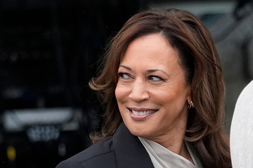 Kamala Harris se perfila como favorita demócrata para reemplazar a Biden en la candidatura presidencial