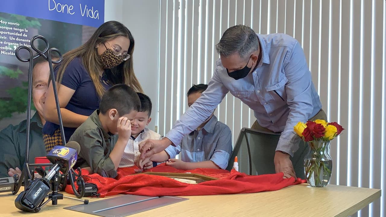 La Red de Donantes del norte de California y Nevada, y los padres de Francine promueven la donación de órganos. Durante la ceremonia realizada hoy recalcaron que son más de 100 mil personas en Estados Unidos que esperan por un órgano.