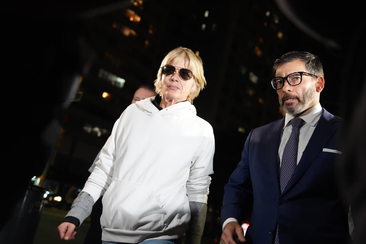 Así fue el incidente de Selma Blair en el que agredió a dos auxiliares de vuelo en su viaje a Nueva York