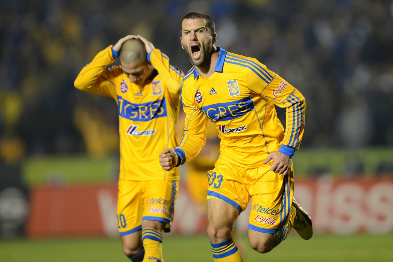 Emmanuel 'Tito' Villa, uno de los jugadores más queridos por la afición del Cruz Azul.