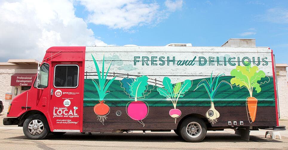 Los 'food trucks' llegan a escuelas de Colorado para mejorar la nutrición