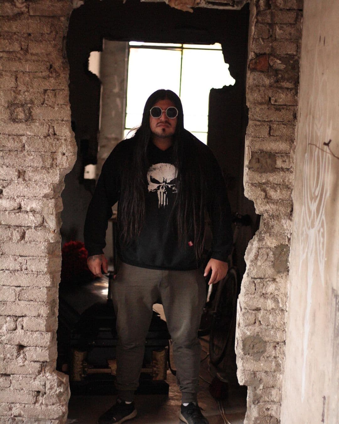 El comediante Carlos Ballarta estuvo recientemente en el programa ‘Versión Extendida con Tenoch Huerta’, que se transmite por Youtube y sus declaraciones en contra de Roberto Gómez Bolaños se hicieron virales.