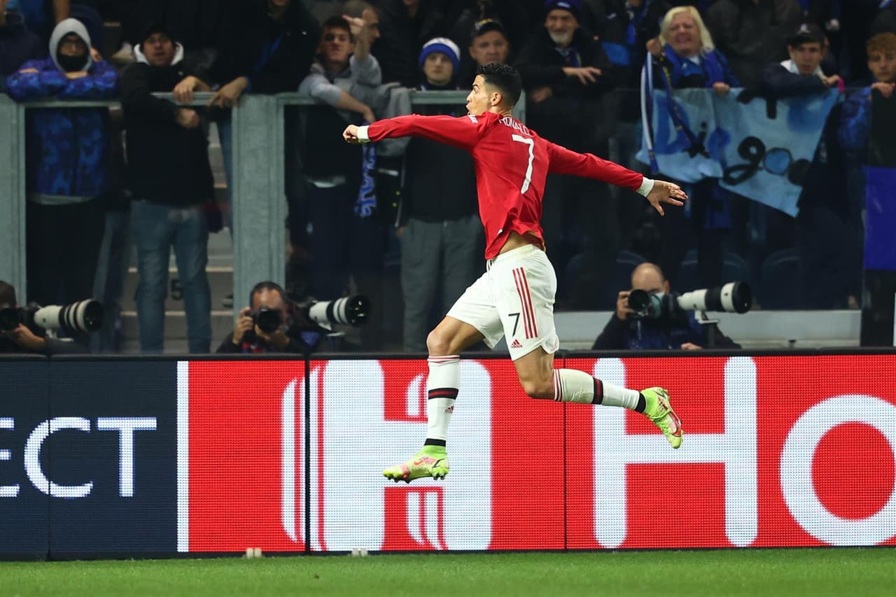 Cristiano Ronaldo lo vuelve a hacer y salva con gol de último minuto a su equipo de la derrota y logra empatar 2-2 ante el Atalanta durante la cuarta jornada en la UEFA Champions League. Josip Ilicic y Duvan Zapata descontaron para los 'nerazzurri', mientras que 'el Bicho' se lució con doblete.