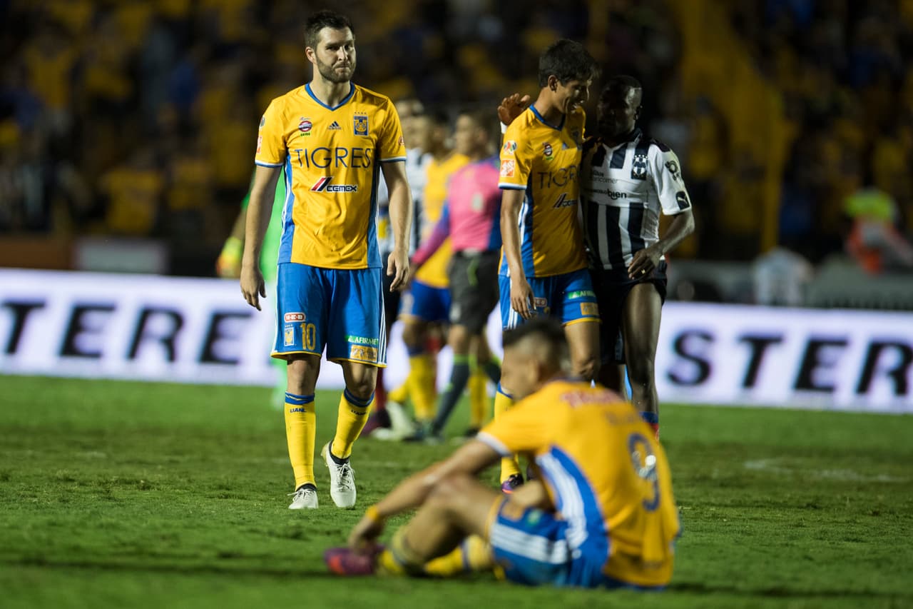 Los Tigres U.A.N.L., como su nombre lo dice, son propiedad de la Universidad Autónoma de Nuevo León, pero también está la poderosa empresa CEMEX con un porcentaje del equipo. Una inyección de capital suficiente para tener a los 'Felinos' peleando en los últimos años a nivel nacional e internacional.