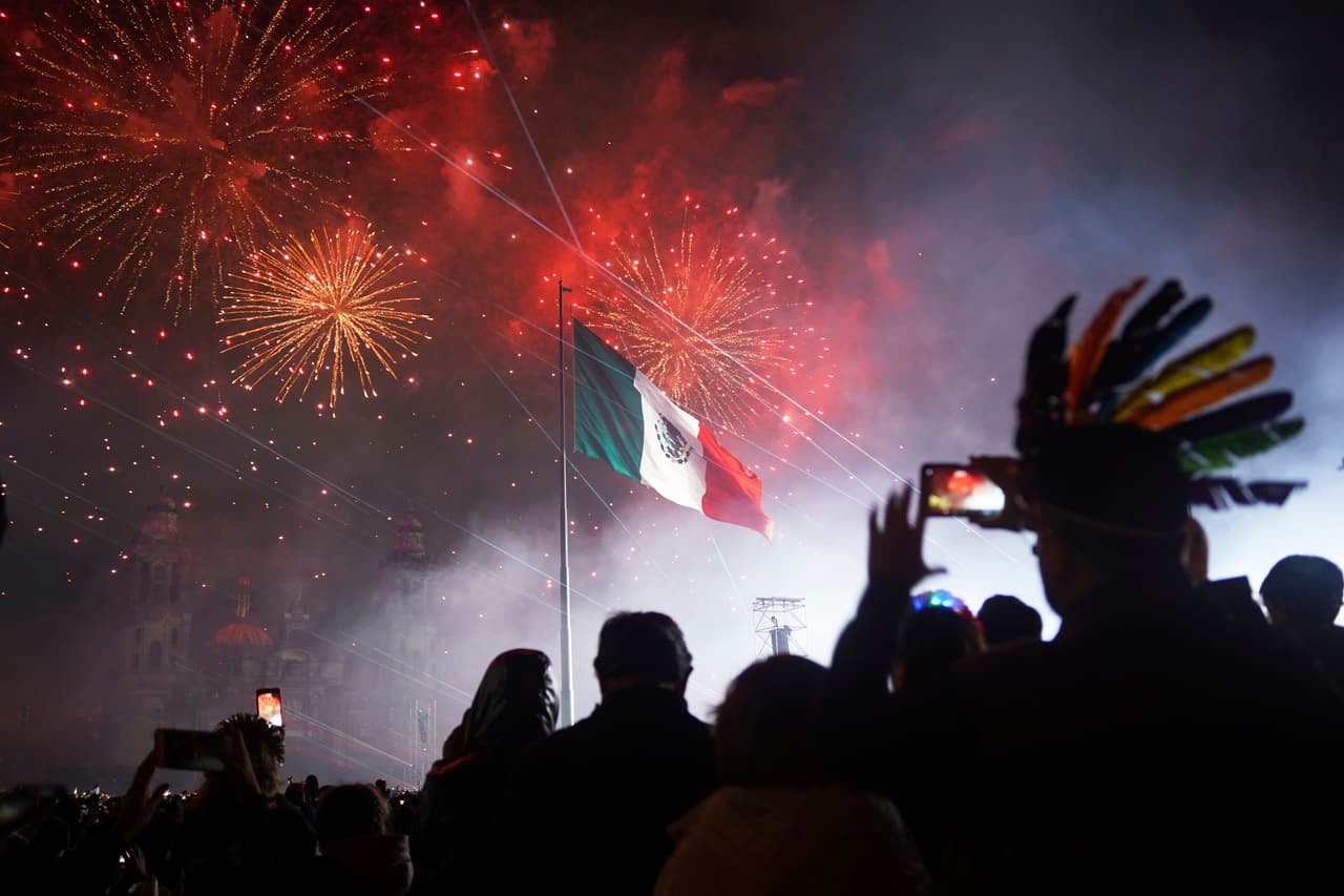 México celebra su Independencia: mira aquí en vivo la ceremonia desde el Zócalo de Ciudad de México
