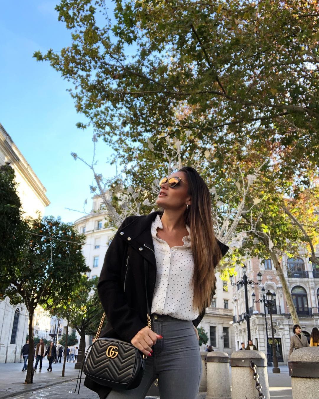 'Odaya' es el nombre del papel que interpreta, pero en su adolescencia se llamaba 'Odín', gran amigo de la protagonista de la historia. Luego de varios años regresa a su pueblo, se reencuentran y es la única persona que la apoya en el lugar, explica TVyNovelas.
<br>